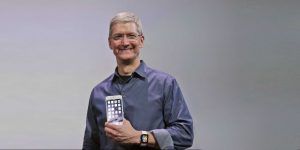 Tim Cook Apple Watch