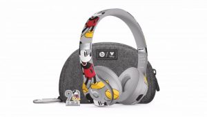 Beats Solo 3: in arrivo una versione celebrativa per i 90 anni di Mickey Mouse 2