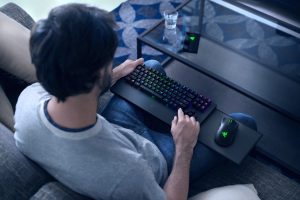 Razer annuncia la prima combo composta da tastiera più mouse pensata appositamente per Xbox One 2