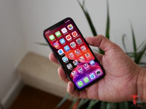 Altro che Touch ID e Face ID: gli iPhone futuri potrebbero sbloccarsi col palmo della mano 1