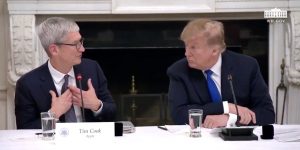 Donald Trump e Tim Cook