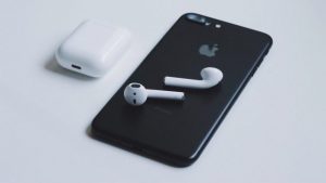 iPhone 11: la ricarica wireless inversa c'è, ma è disabilitata 2