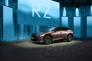 Lexus RZ 450e