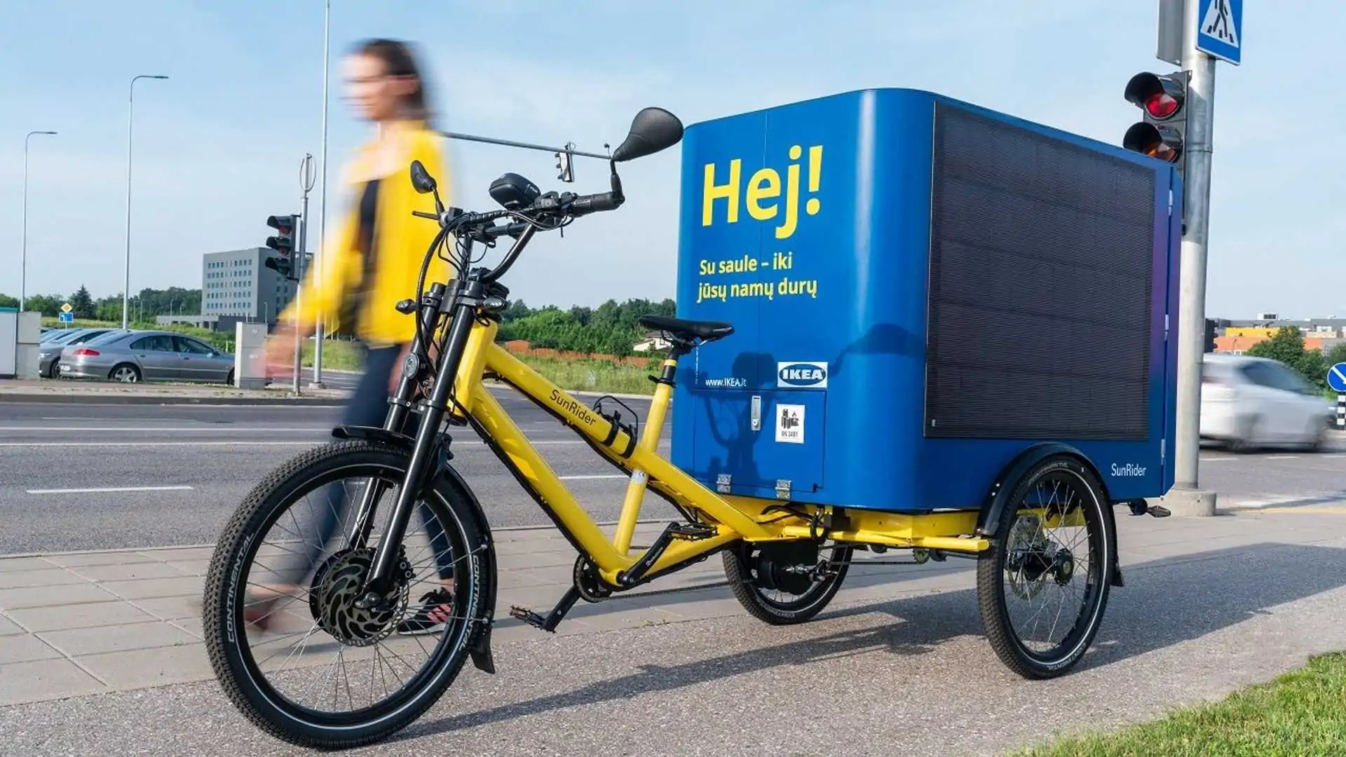 SunRider Ikea bici a energia solare per consegne