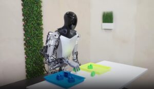 Musk: il robot umanoide Tesla è pronto a lavorare in fabbrica e presto sarà in vendita 2