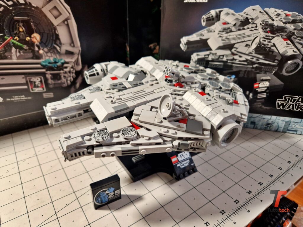 LEGO Millennium Falcon 75375