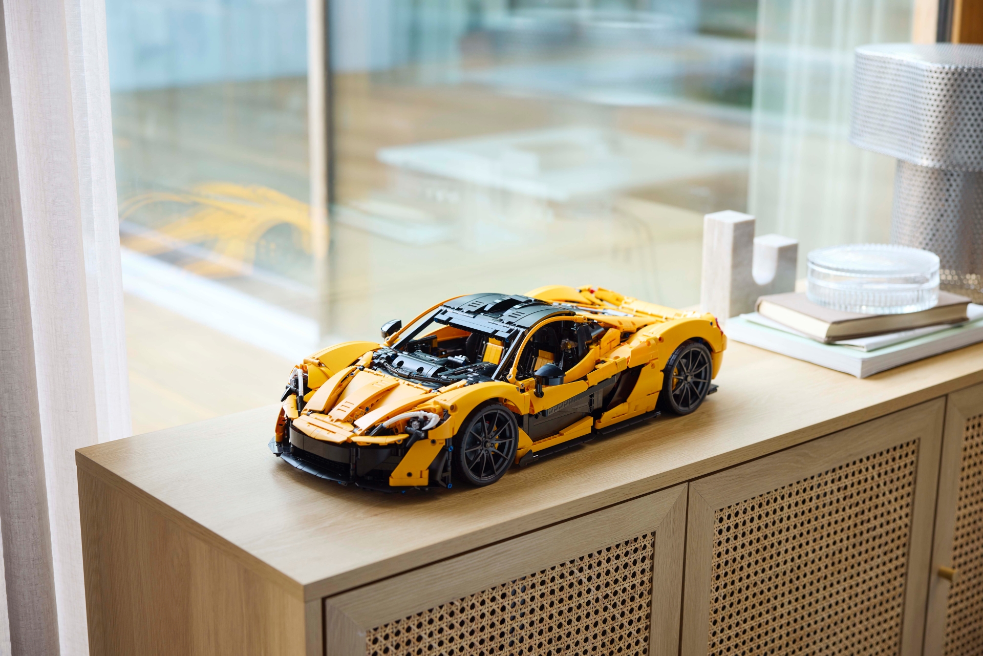 LEGO Technic McLaren P1