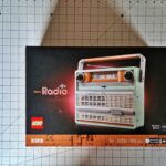 Recensione LEGO Iconse Radio Vintage, torna l'epoca delle radioline portatili 20