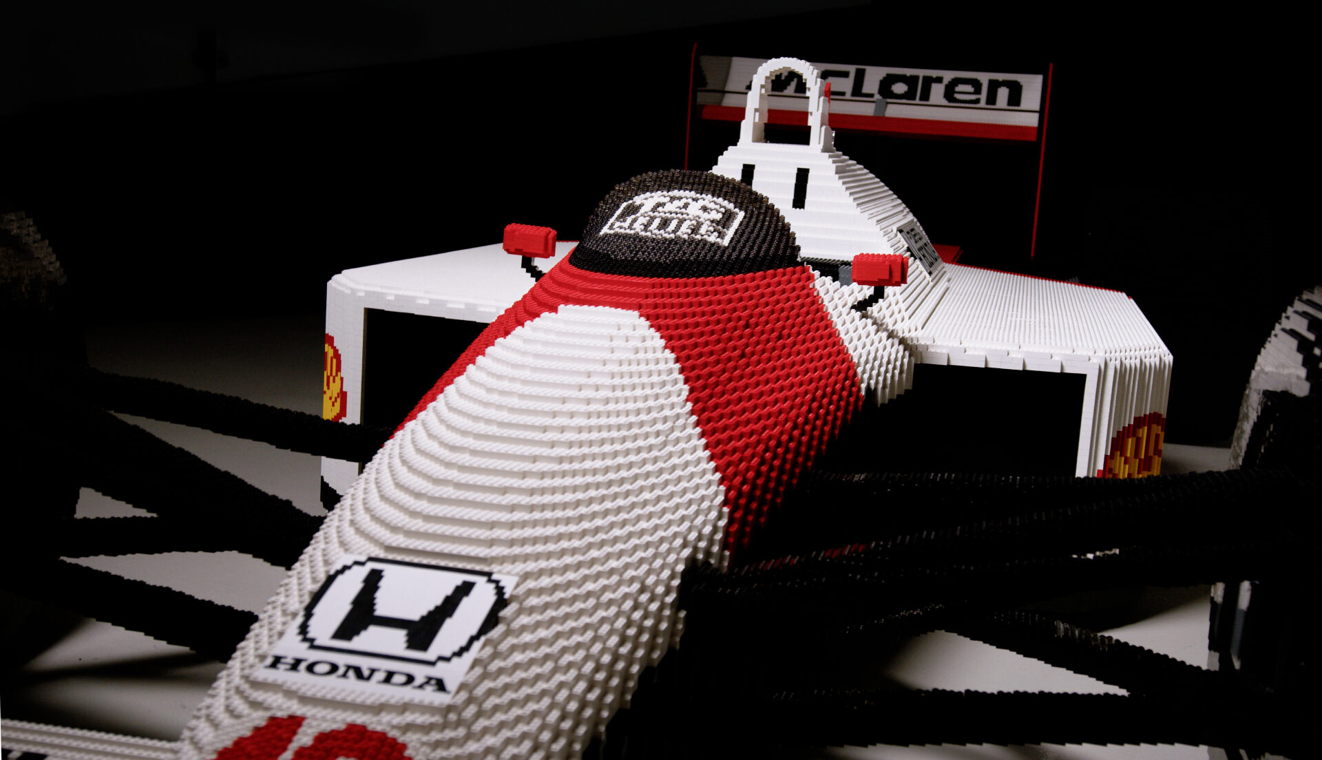 McLaren Ayrton Senna LEGO 2