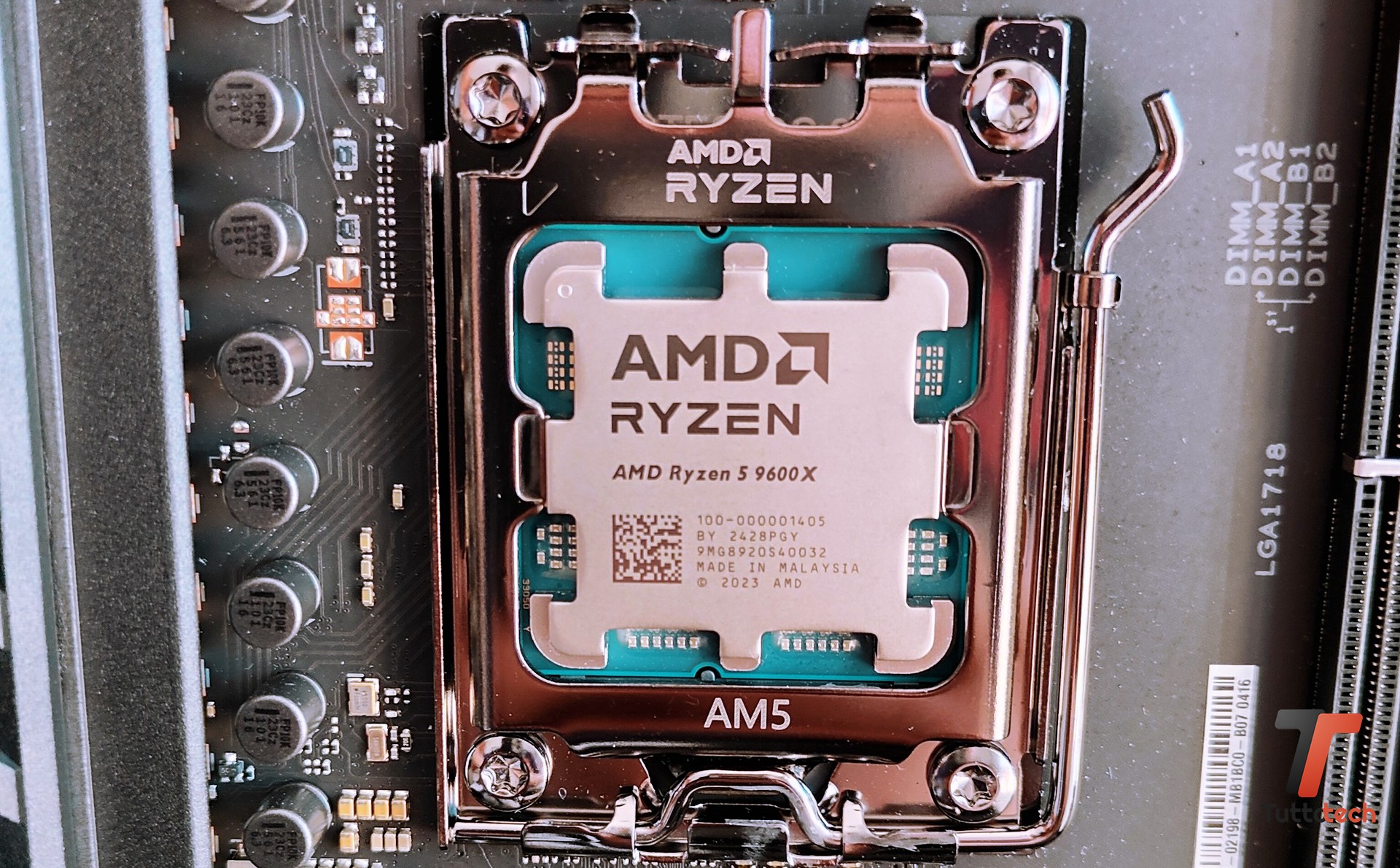 AMD Ryzen 5 9600X 3