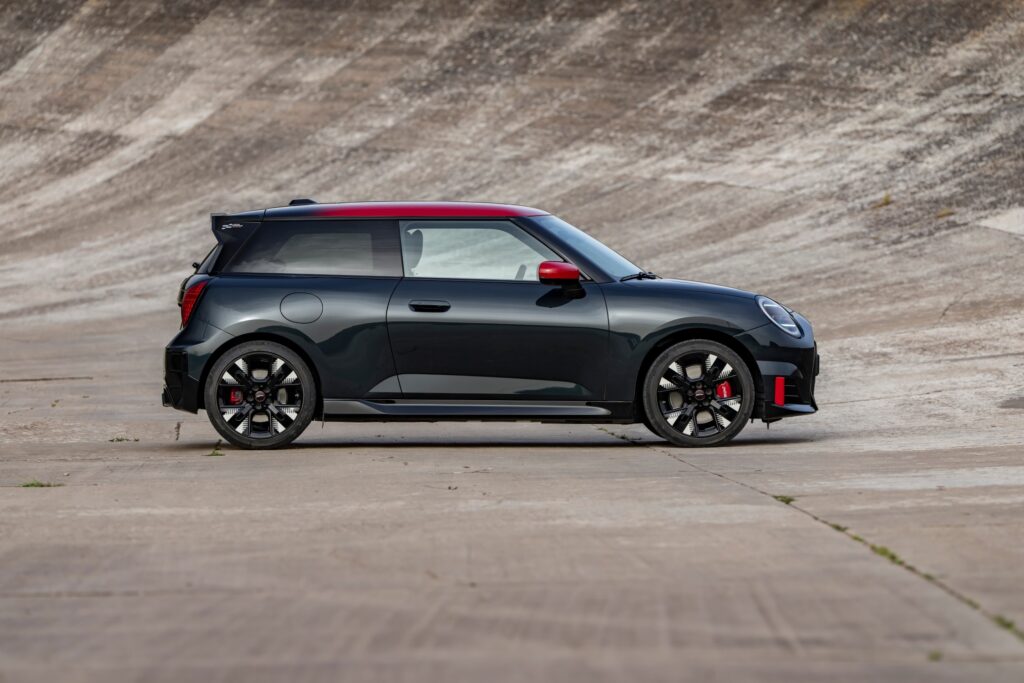 MINI John Cooper Works Electric