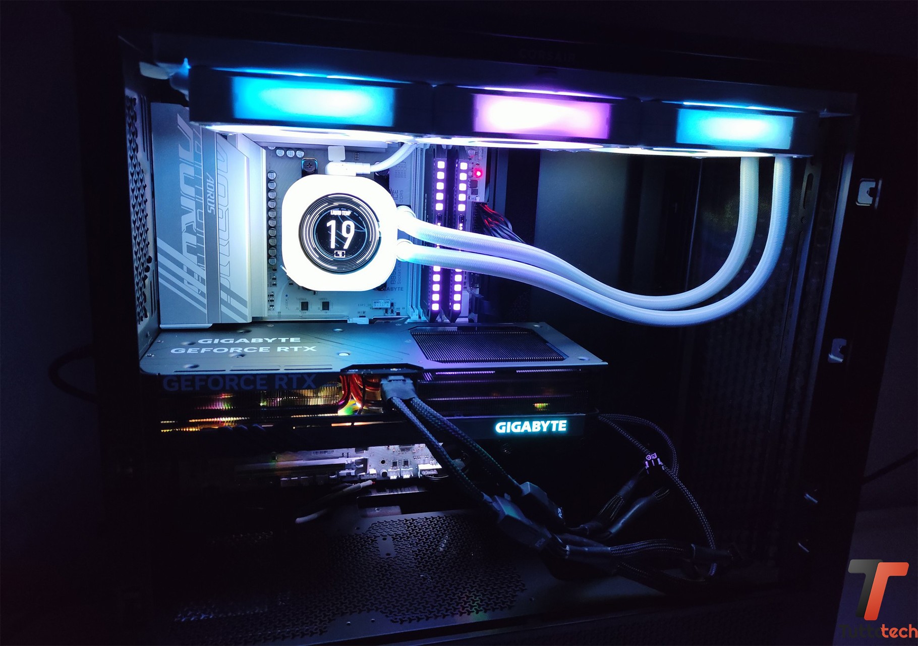 Corsair FRAME 4000D 27