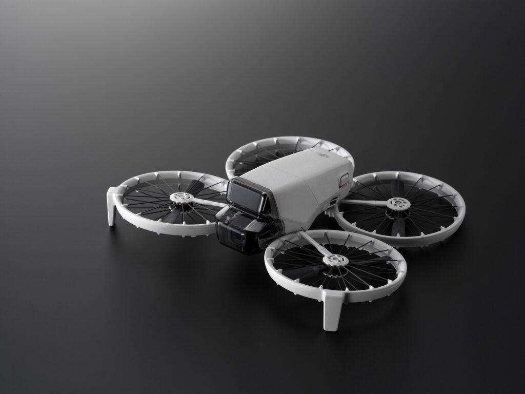 DJI alza l'asticella su vlog e fotografia aerea con Flip, il drone compatto per tutti 6